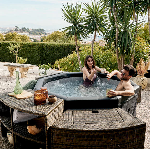 NetSpa Octopus Whirlpool mit Möbelset – Halbfester Outdoor-Whirlpool für 4–6 Personen